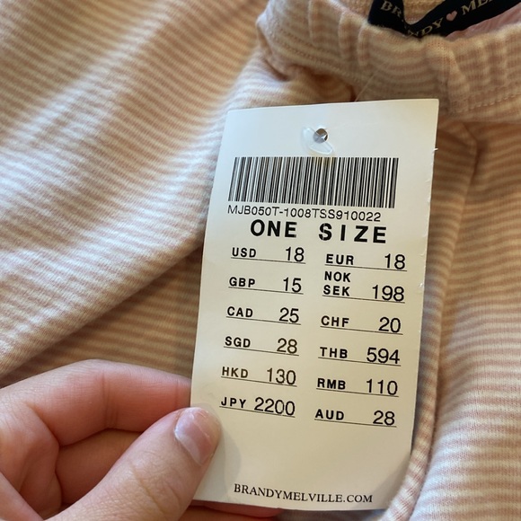 BRANDY MELVILLE light pink striped boxer shorts - Picture 6 of 6